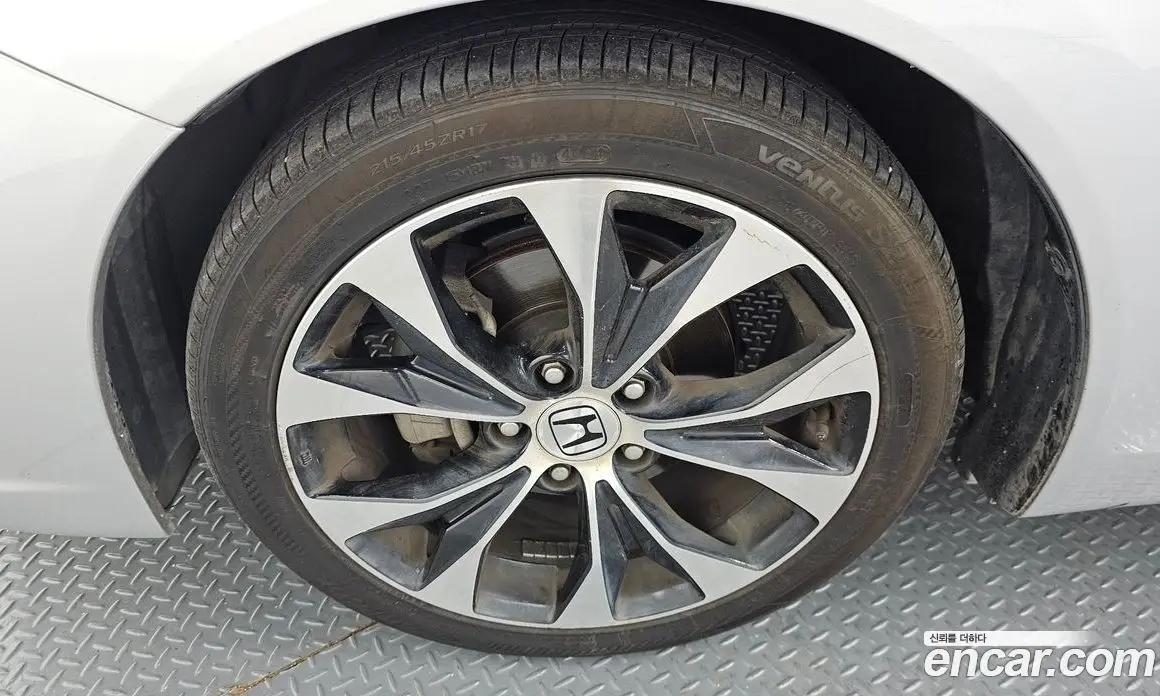 Honda Civic 2013 1.8 автомат (гидро), фото 5 Honda Civic 2013 1.8 автомат (гидро), фото 5