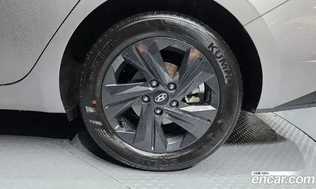 Hyundai Avante 2020 1.6 автомат (гидро), миниатюра 7 Hyundai Avante 2020 1.6 автомат (гидро), миниатюра 7