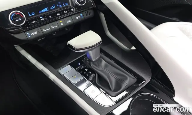 Hyundai Avante 2023 1.6 автомат (гидро), миниатюра 12