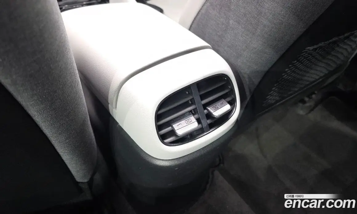 Hyundai Avante 2023 1.6 автомат (гидро), фото 29