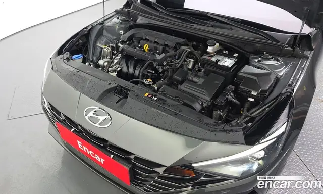 Hyundai Avante 2023 1.6 автомат (гидро), миниатюра 6