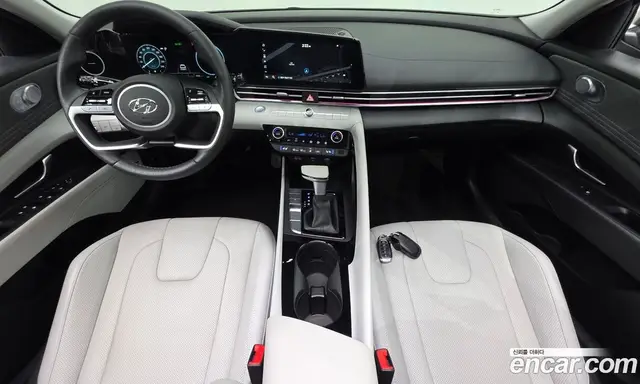 Hyundai Avante 2023 1.6 автомат (гидро), миниатюра 10