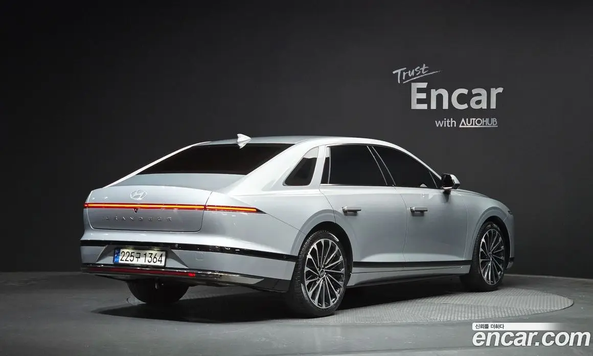 Hyundai Grandeur 2024 1.6 автомат (гидро), фото 2 Hyundai Grandeur 2024 1.6 автомат (гидро), фото 2