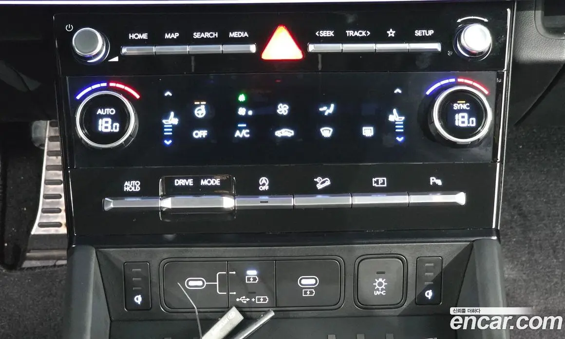 Hyundai Santa Fe 2024 2.5 автомат (гидро), фото 26