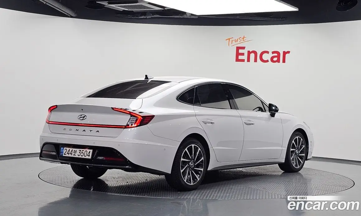 Hyundai Sonata 2022 2.0 автомат (гидро), фото 2 Hyundai Sonata 2022 2.0 автомат (гидро), фото 2