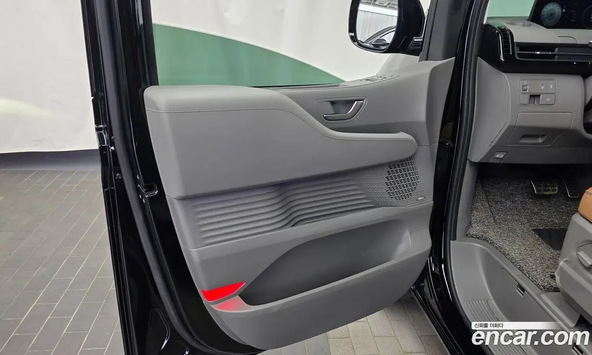 Hyundai Staria 2023 3.5 автомат (гидро), фото 14 Hyundai Staria 2023 3.5 автомат (гидро), фото 14