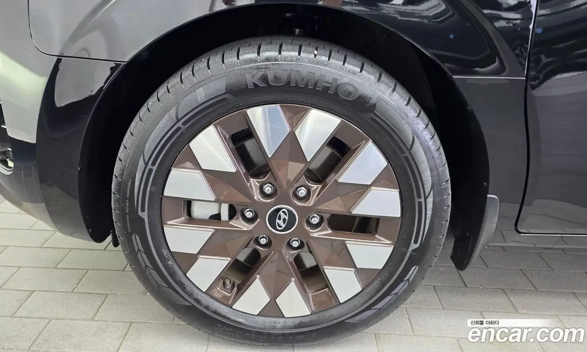 Hyundai Staria 2023 3.5 автомат (гидро), фото 5 Hyundai Staria 2023 3.5 автомат (гидро), фото 5