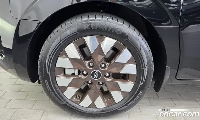 Hyundai Staria 2023 3.5 автомат (гидро), миниатюра 5 Hyundai Staria 2023 3.5 автомат (гидро), миниатюра 5