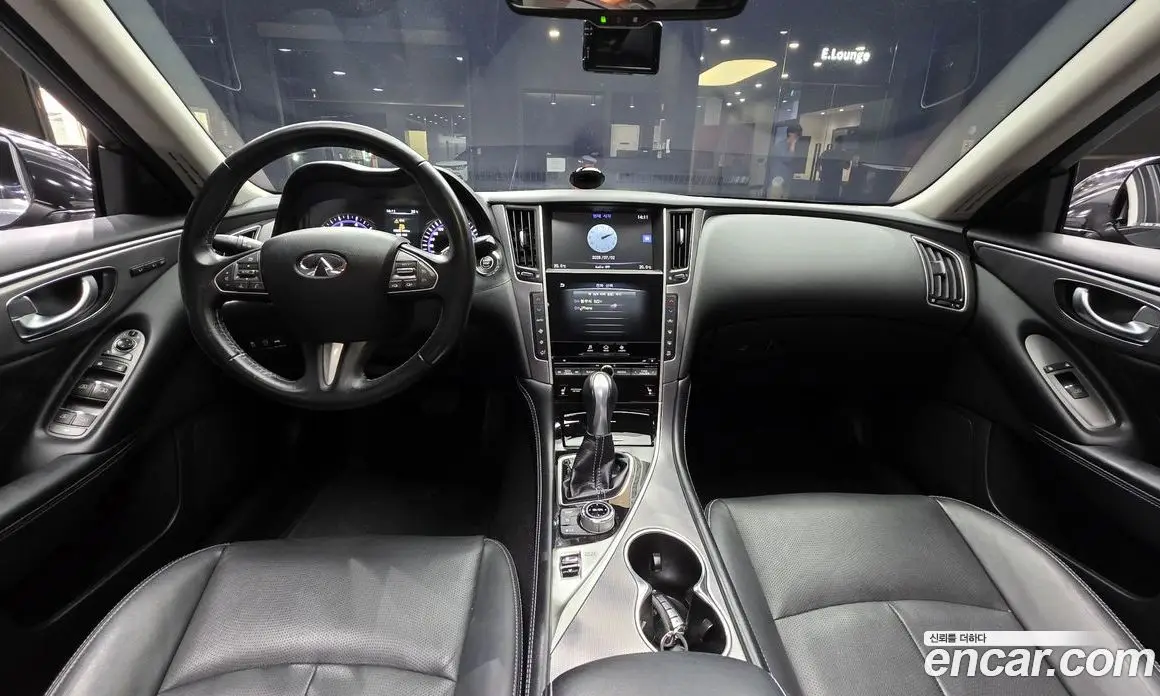 Infiniti Q50 2016 2.1 автомат (гидро), фото 7 Infiniti Q50 2016 2.1 автомат (гидро), фото 7