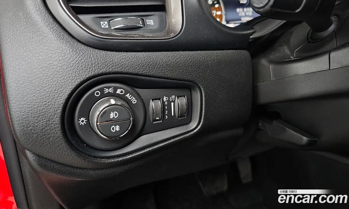 Jeep Renegade 2023 1.3 автомат (гидро), фото 26 Jeep Renegade 2023 1.3 автомат (гидро), фото 26