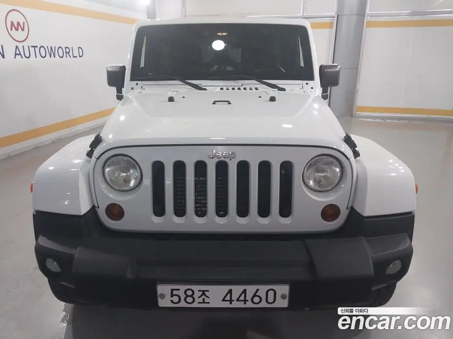 Jeep Wrangler 2013 2.8 автомат (гидро), фото 2 Jeep Wrangler 2013 2.8 автомат (гидро), фото 2