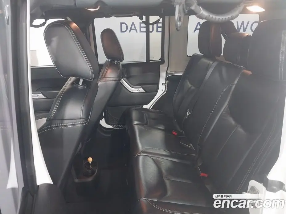 Jeep Wrangler 2013 2.8 автомат (гидро), фото 11 Jeep Wrangler 2013 2.8 автомат (гидро), фото 11