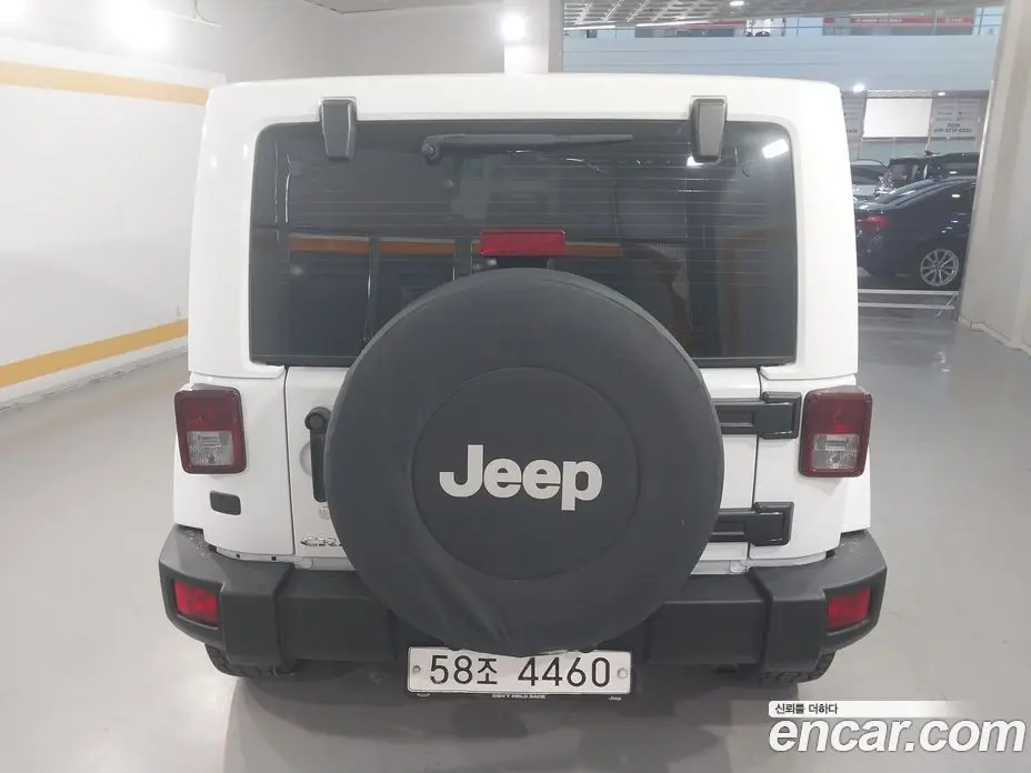 Jeep Wrangler 2013 2.8 автомат (гидро), фото 4 Jeep Wrangler 2013 2.8 автомат (гидро), фото 4
