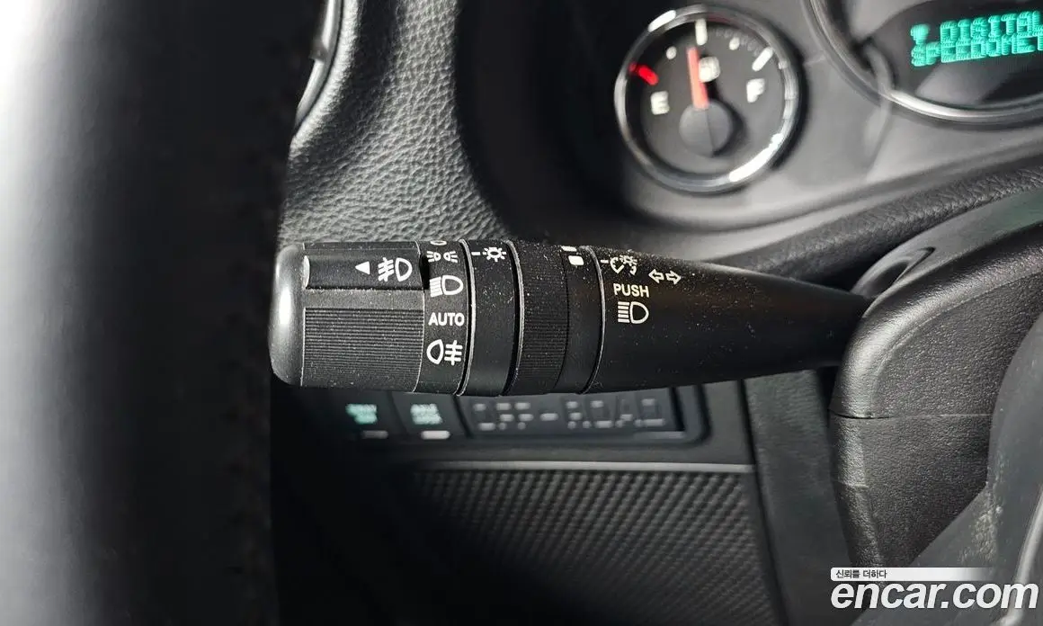 Jeep Wrangler 2015 2.8 автомат (гидро), фото 13