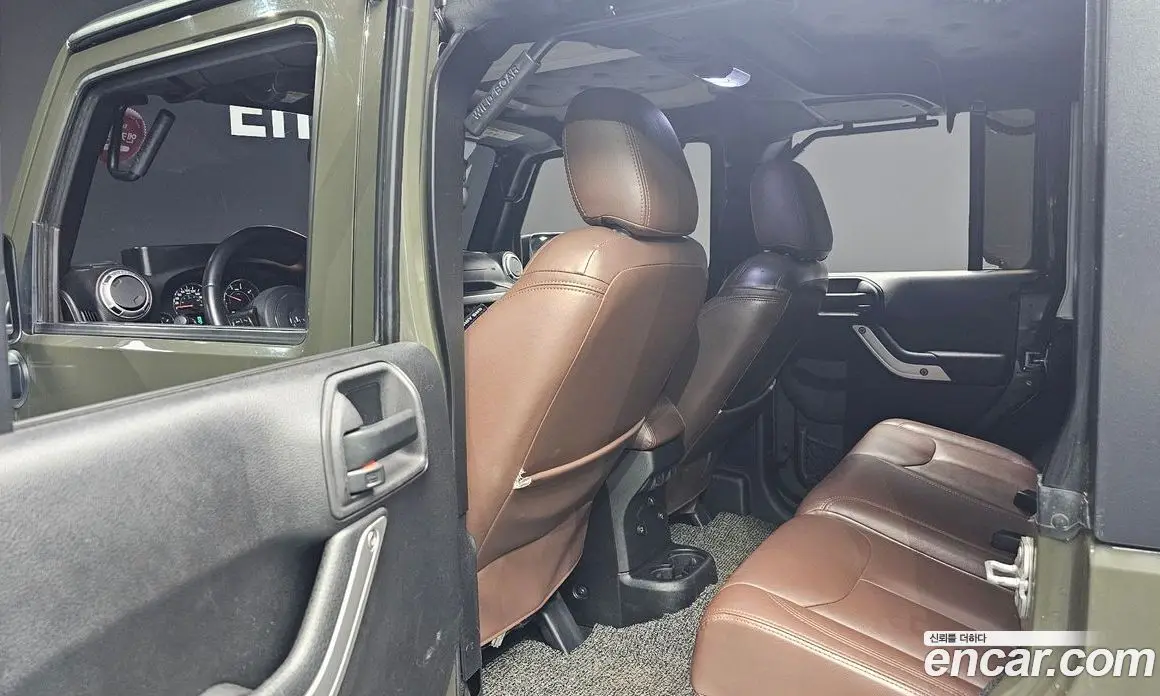 Jeep Wrangler 2015 2.8 автомат (гидро), фото 17