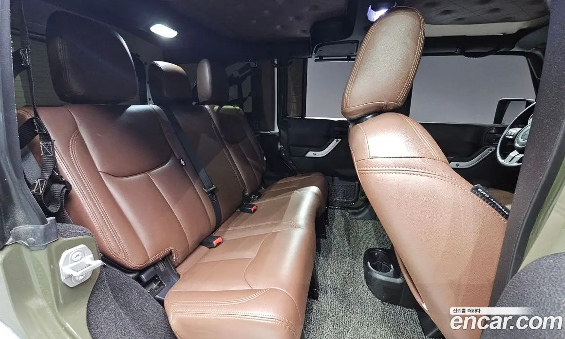 Jeep Wrangler 2015 2.8 автомат (гидро), фото 19