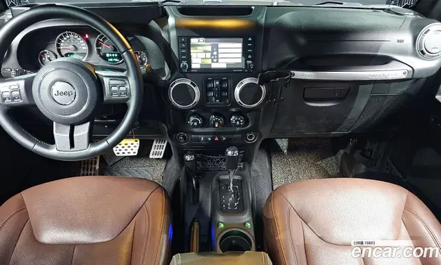 Jeep Wrangler 2015 2.8 автомат (гидро), миниатюра 7