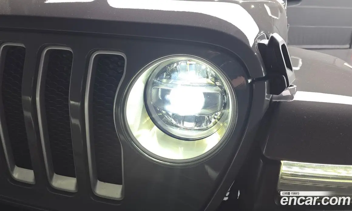 Jeep Wrangler 2022 2.0 автомат (гидро), фото 8 Jeep Wrangler 2022 2.0 автомат (гидро), фото 8