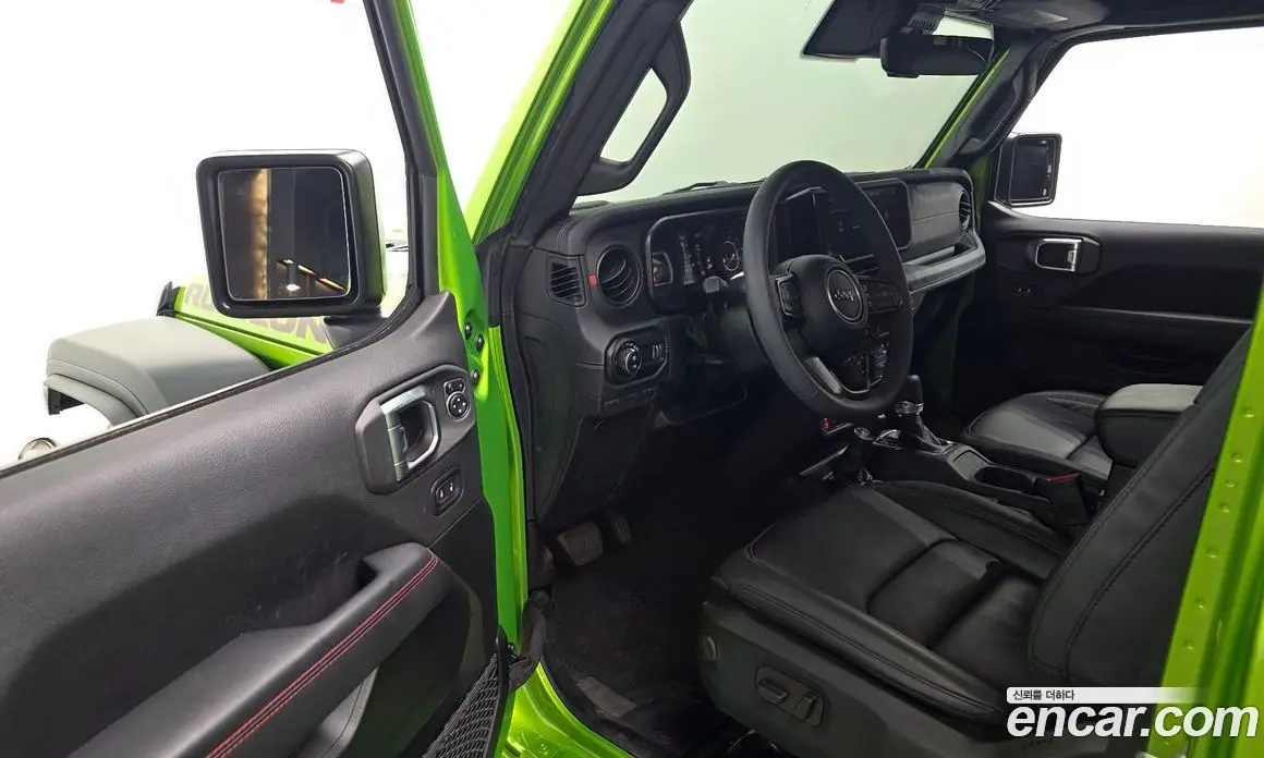 Jeep Wrangler 2025 2.0 автомат (гидро), фото 13 Jeep Wrangler 2025 2.0 автомат (гидро), фото 13