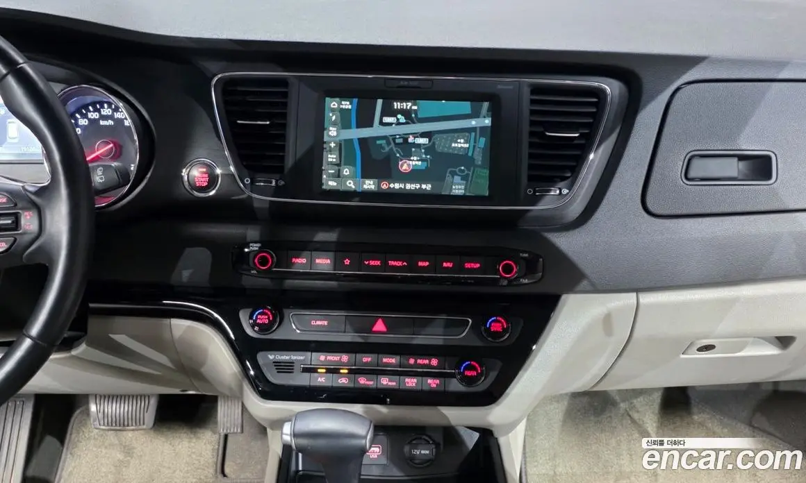 Kia Carnival 2020 2.2 автомат (гидро), фото 14
