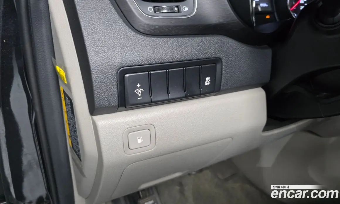 Kia Carnival 2020 2.2 автомат (гидро), фото 17
