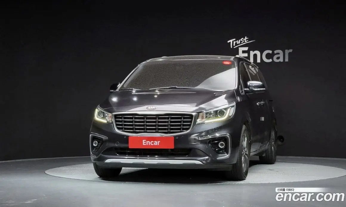Kia Carnival 2020 2.2 автомат (гидро), фото 3
