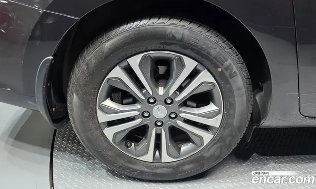 Kia Carnival 2020 2.2 автомат (гидро), миниатюра 5