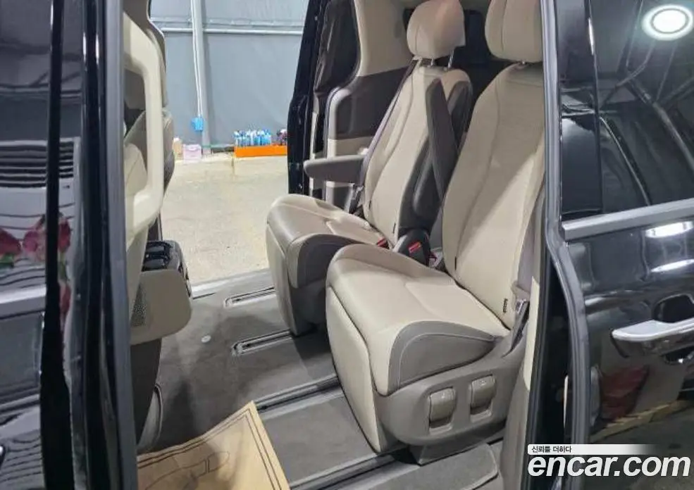 Kia Carnival 2024 3.5 автомат (гидро), фото 8