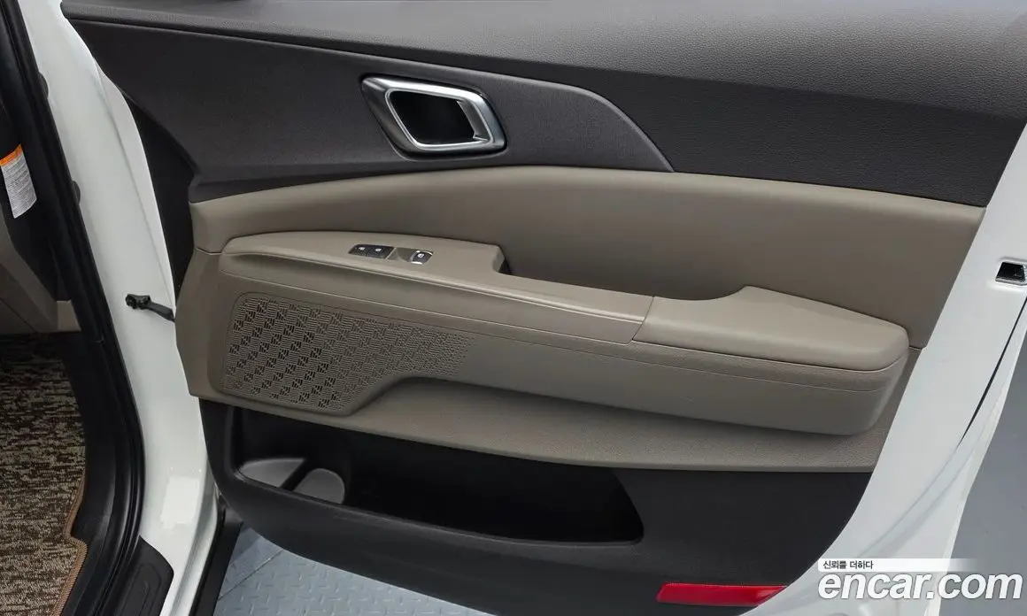 Kia Carnival 2025 1.6 автомат (гидро), фото 15 Kia Carnival 2025 1.6 автомат (гидро), фото 15