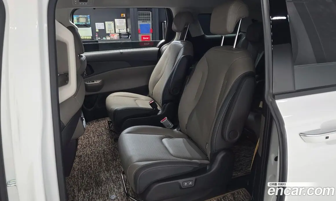 Kia Carnival 2025 1.6 автомат (гидро), фото 16 Kia Carnival 2025 1.6 автомат (гидро), фото 16