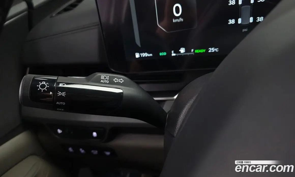 Kia Carnival 2025 1.6 автомат (гидро), фото 28 Kia Carnival 2025 1.6 автомат (гидро), фото 28