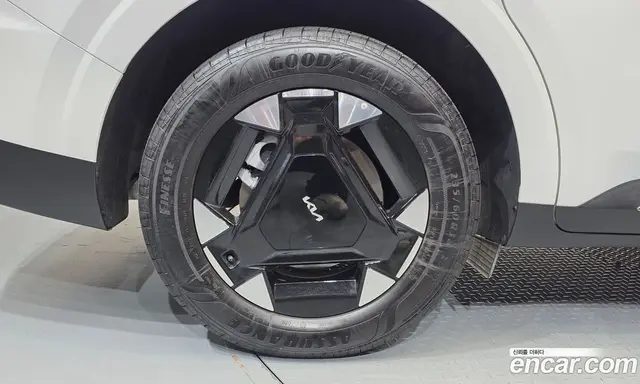 Kia Carnival 2025 1.6 автомат (гидро), миниатюра 5 Kia Carnival 2025 1.6 автомат (гидро), миниатюра 5