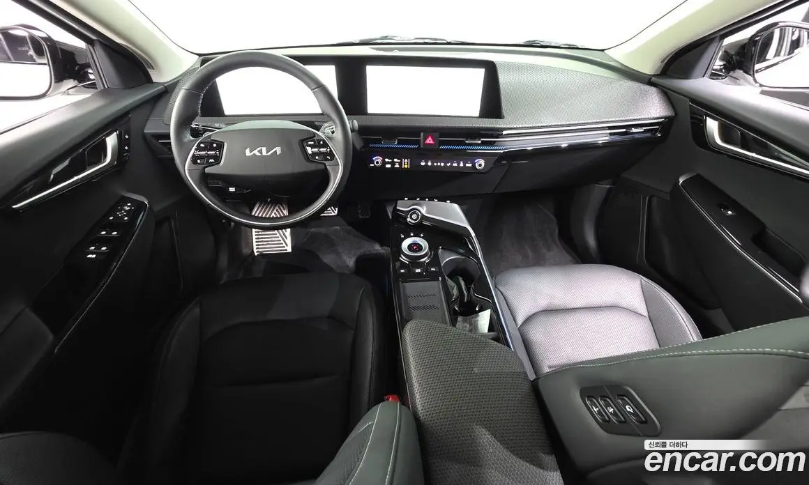 Kia EV6 2023 0.1 автомат (гидро), фото 7