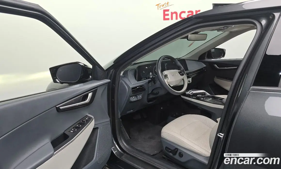 Kia EV6 2023 0.1 автомат (гидро), фото 13
