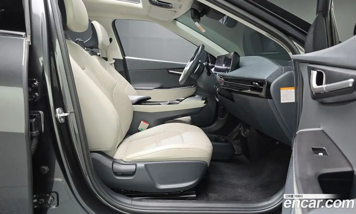 Kia EV6 2023 0.1 автомат (гидро), фото 16