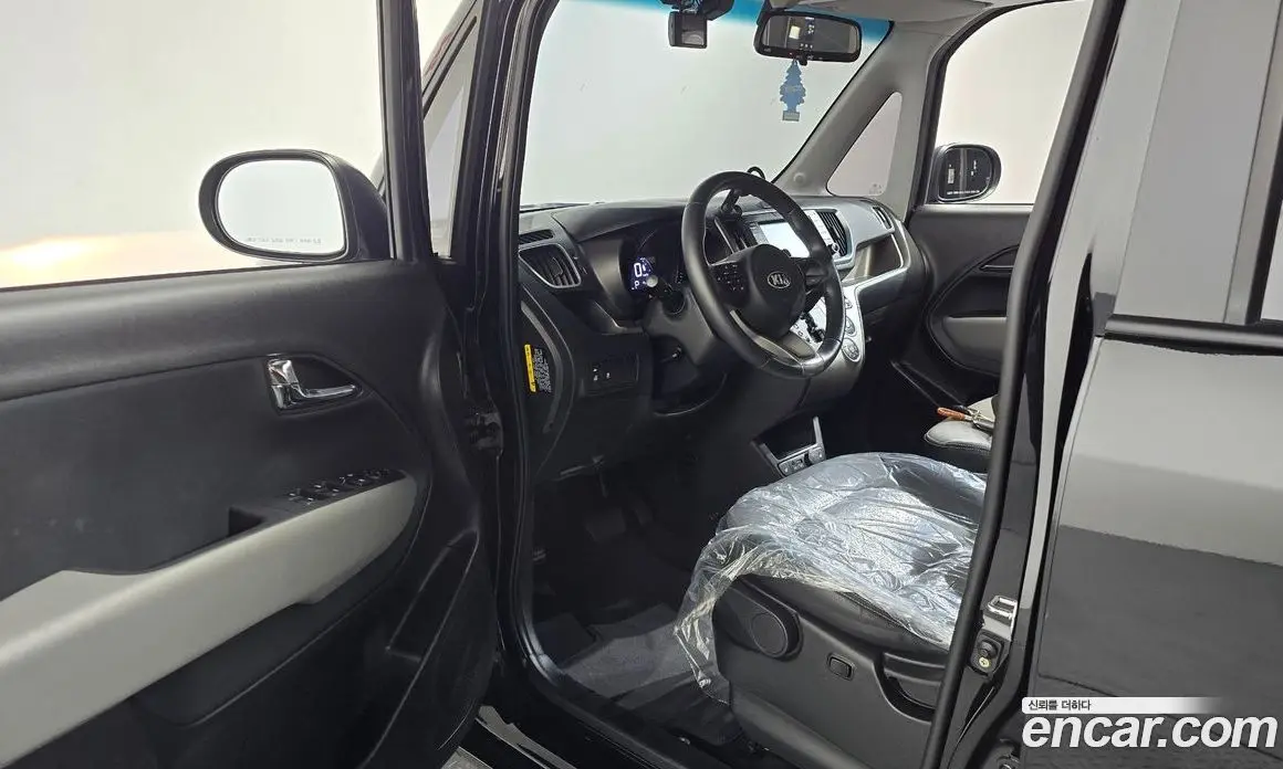 Kia Ray 2018 1.0 автомат (гидро), фото 13