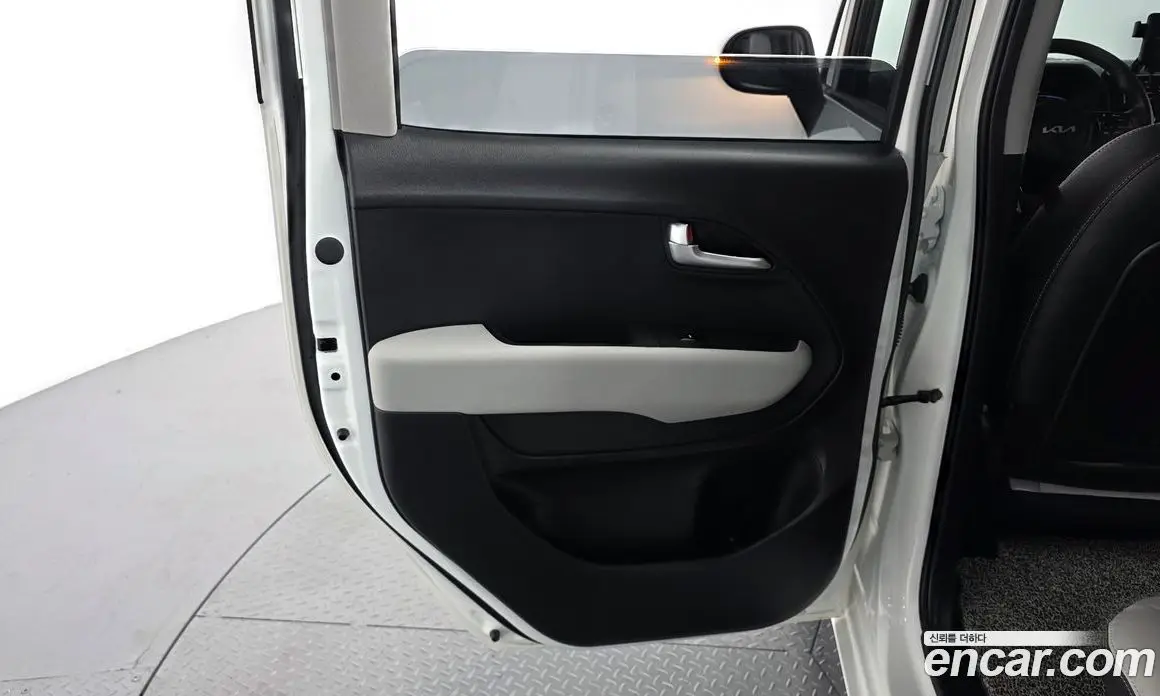 Kia Ray 2024 1.0 автомат (гидро), фото 15 Kia Ray 2024 1.0 автомат (гидро), фото 15