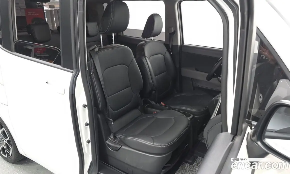Kia Ray 2024 1.0 автомат (гидро), фото 11