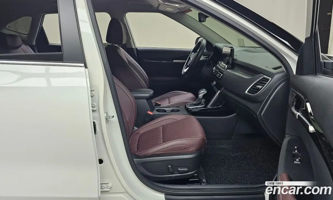 Kia Seltos 2020 1.6 автомат (гидро), фото 16 Kia Seltos 2020 1.6 автомат (гидро), фото 16