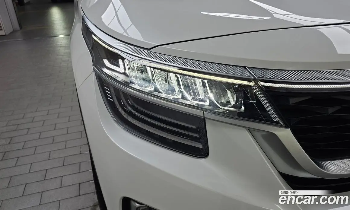 Kia Seltos 2020 1.6 автомат (гидро), фото 8 Kia Seltos 2020 1.6 автомат (гидро), фото 8