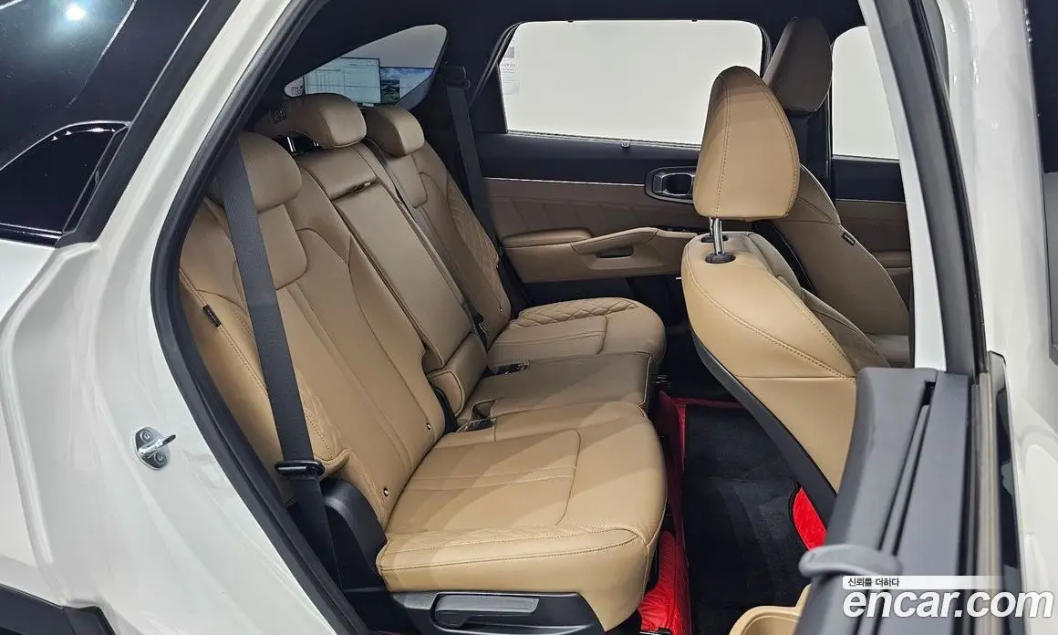 Kia Sorento 2024 2.5 автомат (гидро), фото 15 Kia Sorento 2024 2.5 автомат (гидро), фото 15