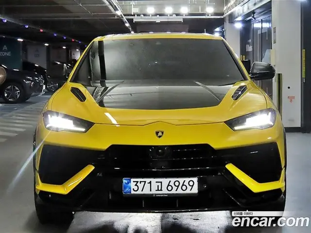 Lamborghini Urus 2024 4.0 автомат (гидро), миниатюра 2 Lamborghini Urus 2024 4.0 автомат (гидро), миниатюра 2