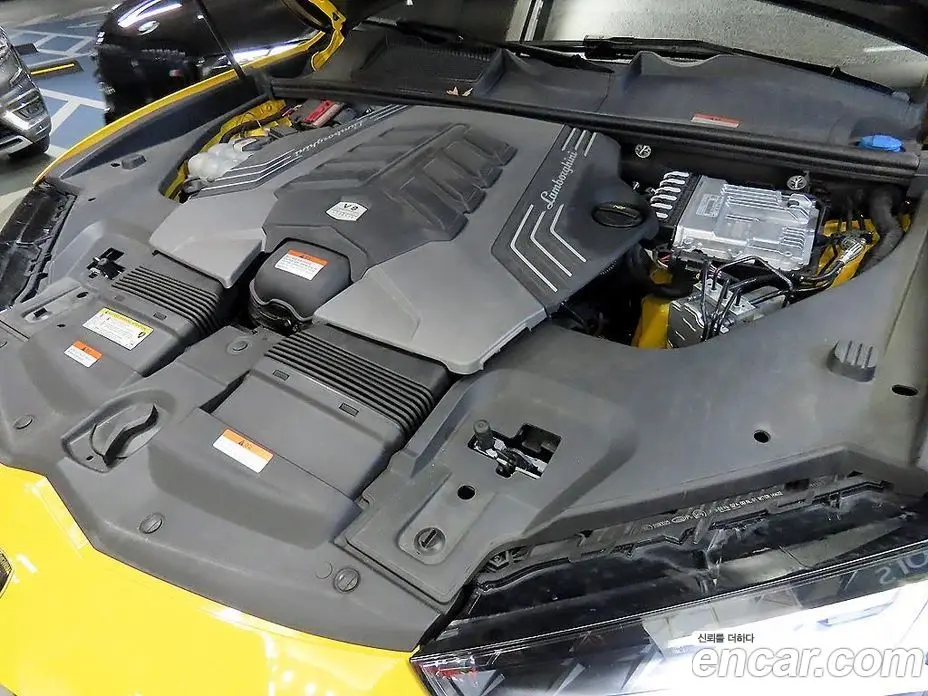 Lamborghini Urus 2024 4.0 автомат (гидро), фото 19 Lamborghini Urus 2024 4.0 автомат (гидро), фото 19