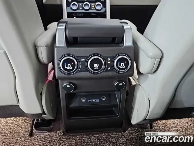 Land Rover Discovery 2017 3.0 автомат (гидро), миниатюра 12