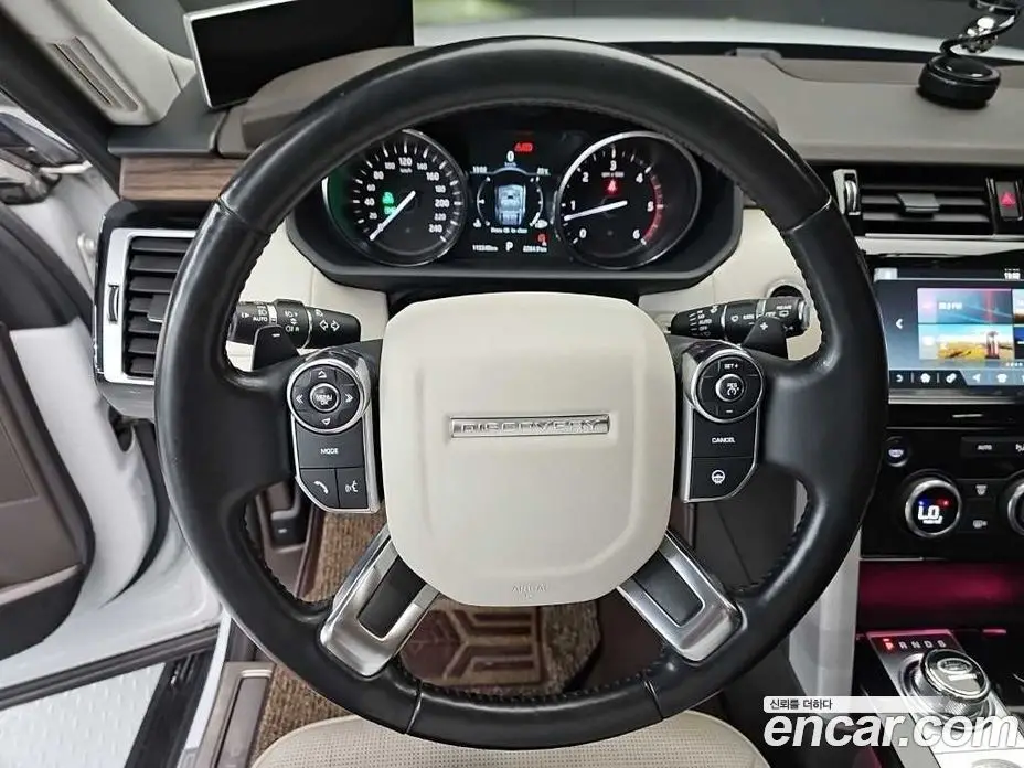 Land Rover Discovery 2017 3.0 автомат (гидро), фото 16 Land Rover Discovery 2017 3.0 автомат (гидро), фото 16