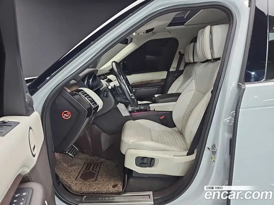 Land Rover Discovery 2017 3.0 автомат (гидро), фото 18 Land Rover Discovery 2017 3.0 автомат (гидро), фото 18