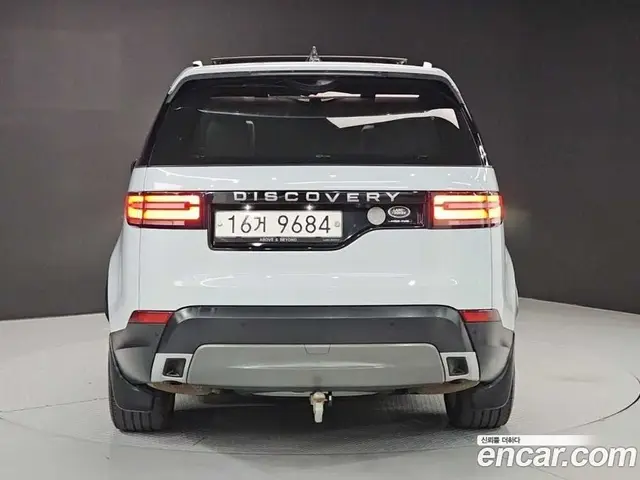 Land Rover Discovery 2017 3.0 автомат (гидро), миниатюра 3 Land Rover Discovery 2017 3.0 автомат (гидро), миниатюра 3
