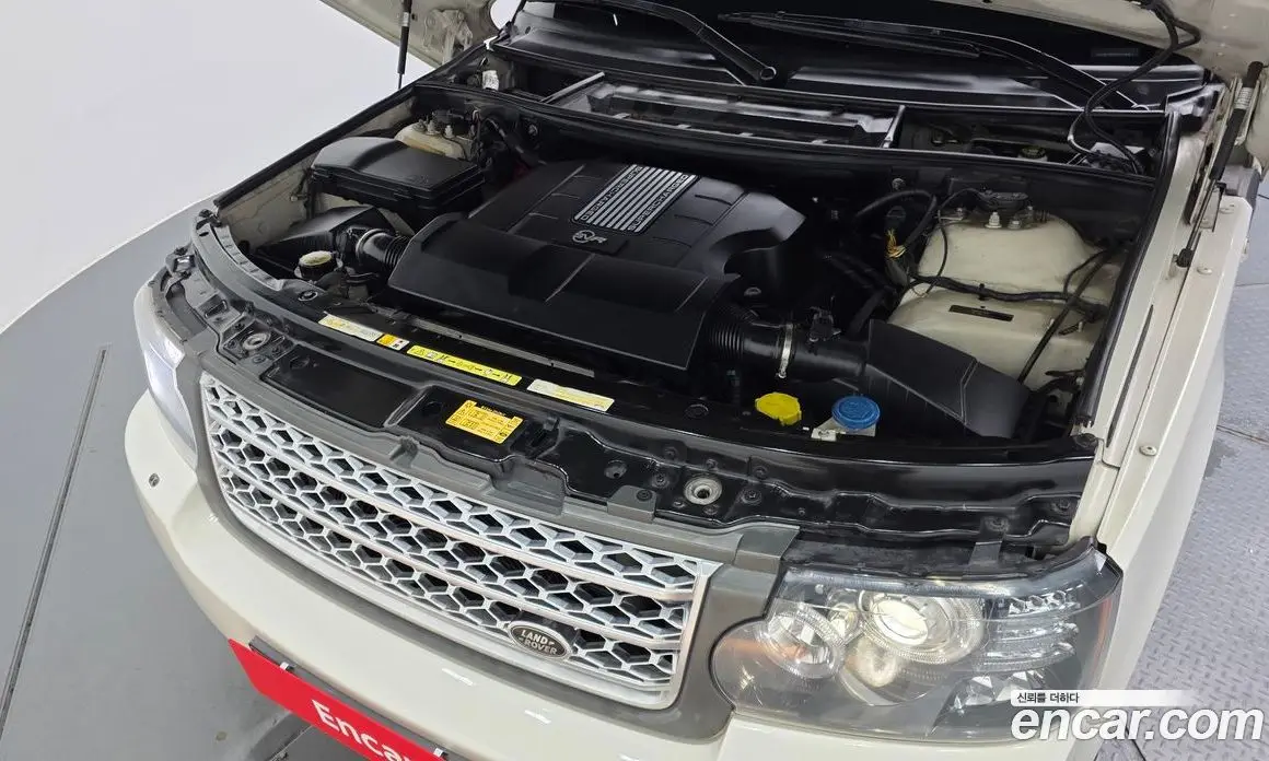 Land Rover Range Rover 2010 5.0 автомат (гидро), фото 6 Land Rover Range Rover 2010 5.0 автомат (гидро), фото 6