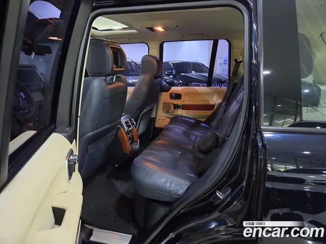 Land Rover Range Rover 2010 3.6 автомат (гидро), миниатюра 7 Land Rover Range Rover 2010 3.6 автомат (гидро), миниатюра 7
