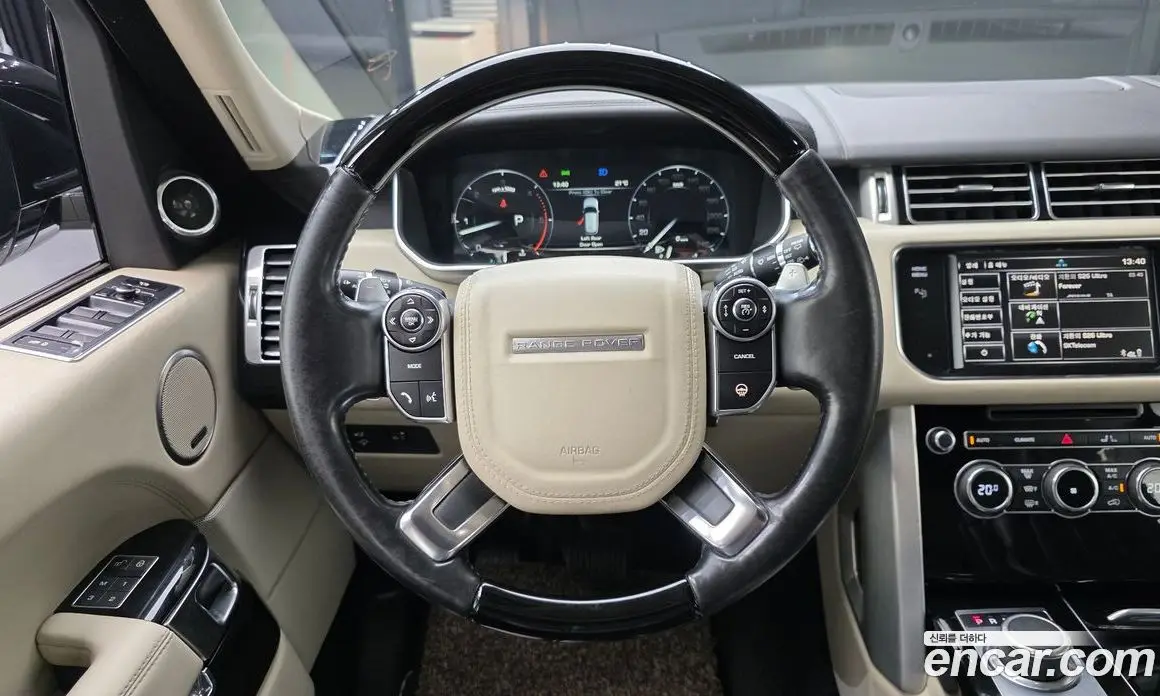 Land Rover Range Rover 2015 4.4 автомат (гидро), фото 13 Land Rover Range Rover 2015 4.4 автомат (гидро), фото 13